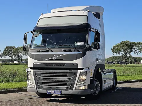 VOLVO FM 450 450 skirts airco