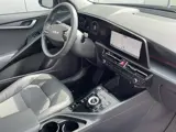 Foto 28 van Kia Niro 1.6 GDi Hybrid DynamicLine Navigatie, Climate Control, Adaptive Cruise Control, Trekhaak, S