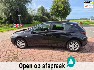 Opel Astra 1.0 Business+