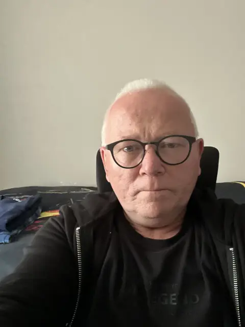 Zoek een lief schattige vrouw'e