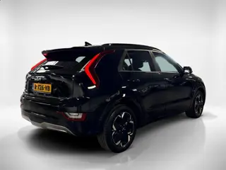 Foto 15 van Kia Niro EV DynamicPlusLine 64.8 kWh | Fabrieksgarantie tot 2032 | Leder | Stoel stuur verwarming |