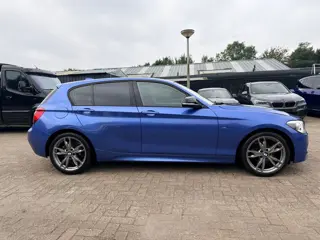 Foto 17 van BMW 1-serie 116i Executive M Sport|Nieuwe Ketting + Klepseals|Navigatie|Keyless|Cruise control|Clima