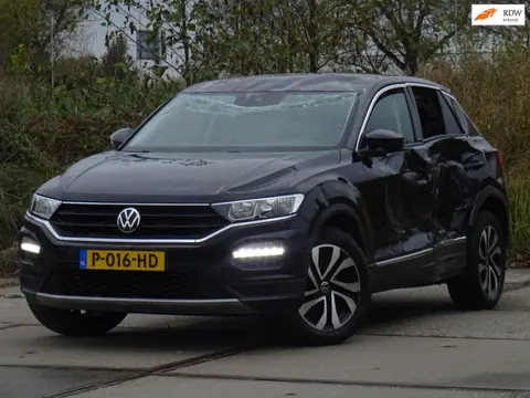 Volkswagen T-Roc 1.0 TSI Style Business BJ2021 *SCHADE*
