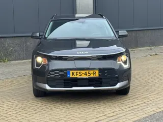 Foto 13 van Kia Niro EV Light Advanced 64.8 KW/h 460 km bereik