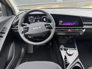 Foto 17 van Kia Niro EV Light Advanced 64.8 KW/h 460 km bereik