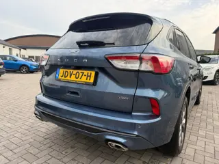 Foto 15 van Ford Kuga 2.5 PHEV ST-Line | Trekhaak | (bj 2024)
