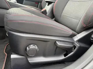Foto 19 van Ford Kuga 2.5 PHEV ST-Line | Trekhaak | (bj 2024)