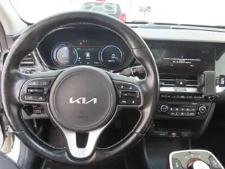 Foto 18 van Kia E-Niro ExecutiveLine 64 kWh SOH 100% OPEN DAK LEER /JBL/ CAMERA