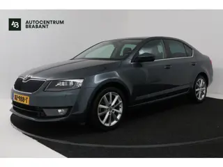 Škoda Octavia 1.4 TSI Greentech Style Businessline (STOELVERWARMING, TREKHAAK, XENON, ELEKT. STSOELE