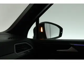 Foto 17 van Volkswagen Tiguan 1.4 TSI 245pk eHybrid R-Line Business Trekhaak Stoelverwarming Virtual Cockpit Nav