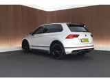 Foto 25 van Volkswagen Tiguan 1.4 TSI 245pk eHybrid R-Line Business Trekhaak Stoelverwarming Virtual Cockpit Nav