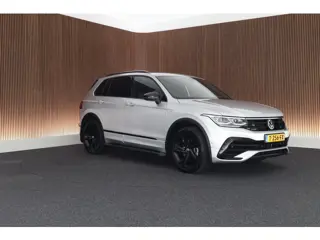 Foto 12 van Volkswagen Tiguan 1.4 TSI 245pk eHybrid R-Line Business Trekhaak Stoelverwarming Virtual Cockpit Nav