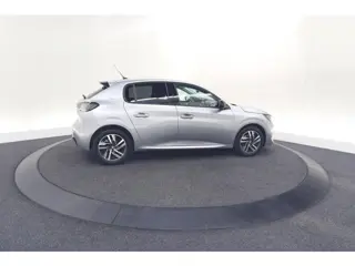Foto 12 van Peugeot 208 PureTech 100 Allure Pack | Camera | Apple Carplay | Parkeersensoren | Navigatie