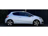 Foto 25 van Peugeot 208 1.2 PureTech GT-line 2017 JBL-SPEAKERS/PANODAK/PARELMOER