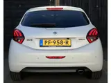 Foto 23 van Peugeot 208 1.2 PureTech GT-line 2017 JBL-SPEAKERS/PANODAK/PARELMOER