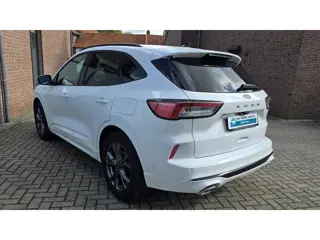 Foto 13 van Ford Kuga 1.5 EcoBoost ST-Line X 150pk Navi, Camera, Ad. Cruise, Pdc V+A, Head-Up, EL Klep.