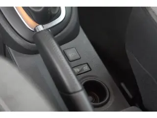 Foto 19 van Renault Captur TCe 120 EDC Intens | Camera | Navigatie |  Parkeersensoren | Climate Control