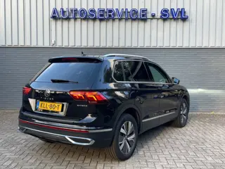 Foto 20 van Volkswagen Tiguan 1.4 TSI eHybrid Elegance - Trekhaak - Pano - 360gr - Dodehoekassistent etc etc.