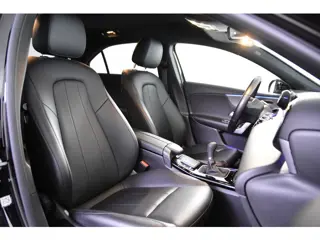 Foto 19 van Mercedes-Benz A-Klasse 180 *Leer*Navigatie*Carplay*Camera*