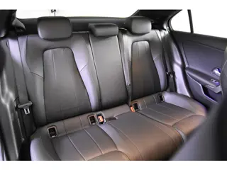 Foto 12 van Mercedes-Benz A-Klasse 180 *Leer*Navigatie*Carplay*Camera*