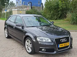 Foto 11 van Audi A3 Sportback 1.4 TFSI Ambition Pro Line S