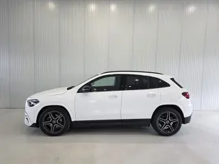 Foto 13 van Mercedes-Benz GLA 200 AMG Line |CAMERA|CARPLAY|Sfeerverlichting|