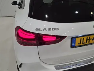 Foto 16 van Mercedes-Benz GLA 200 AMG Line |CAMERA|CARPLAY|Sfeerverlichting|