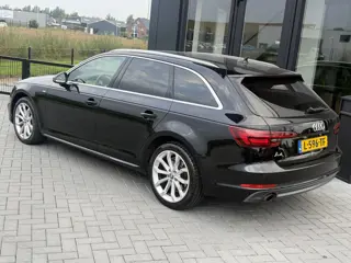 Foto 14 van Audi A4 Avant 1.4 TFSI Sport S line black edition Vitrual Display | Trekhaak | Nwe distributie