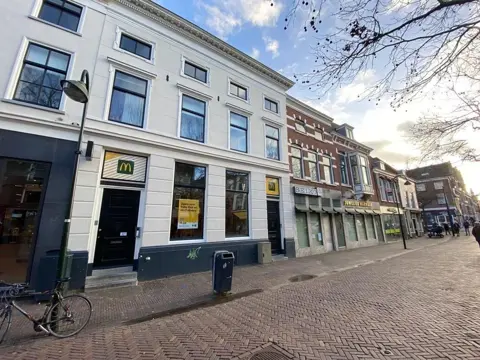 Woning aan de Brabantse Turfmarkt te Delft