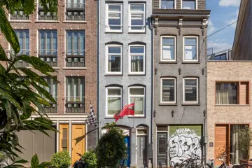 Woning aan de Gerard Doustraat te Amsterdam