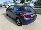 Foto 24 van Peugeot 208 1.4 VTi Allure