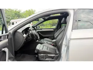 Foto 17 van Volkswagen Passat 1.4 TSI GTE 218PK Panoramadak Virtual Display Leer Navi Led-Xenon 360"Camera