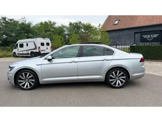 Foto 16 van Volkswagen Passat 1.4 TSI GTE 218PK Panoramadak Virtual Display Leer Navi Led-Xenon 360"Camera