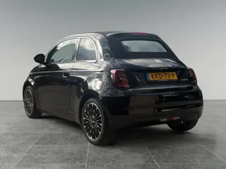 Foto 13 van Fiat 500C La Prima 1.0 Hybrid 65pk | CLIMA | CAMERA | APPLE CARPLAY / ANDROID AUTO | STOELVERW. |