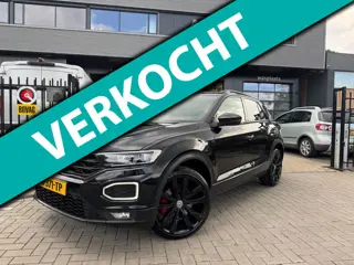 Volkswagen T-Roc 1.5 TSI Sport Business R , black edition