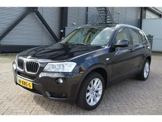 Foto 20 van BMW X3 XDrive20i High Executive bj12 airco elec pak