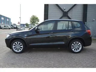 Foto 19 van BMW X3 XDrive20i High Executive bj12 airco elec pak