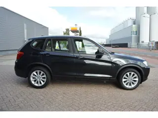 Foto 18 van BMW X3 XDrive20i High Executive bj12 airco elec pak