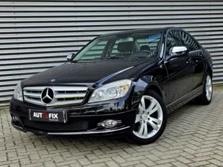 Foto 20 van Mercedes-Benz C-klasse 200 K Avantgarde / Youngtimer / Automaat / Stoelverw.