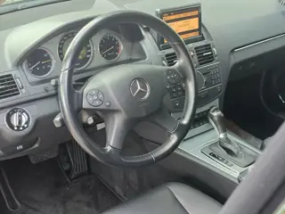 Foto 17 van Mercedes-Benz C-klasse 200 K Avantgarde / Youngtimer / Automaat / Stoelverw.