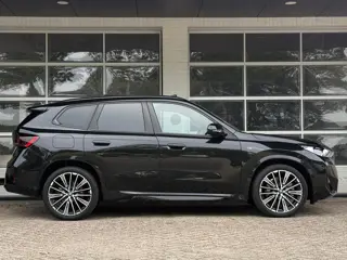 Foto 11 van BMW X1 xDrive30e M SPORT | PANORAMA | ELEKTR. STOELEN | 20 INCH VELGEN | 360 CAMERA | HEAD UP | DRIV