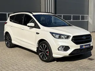 Foto 17 van Ford Kuga 1.5 EcoBoost ST Line | Pano | Schuifdak | Sony | Camera | Carplay/Android | Alcantara | In