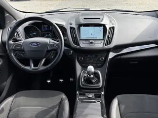 Foto 11 van Ford Kuga 1.5 EcoBoost ST Line | Pano | Schuifdak | Sony | Camera | Carplay/Android | Alcantara | In