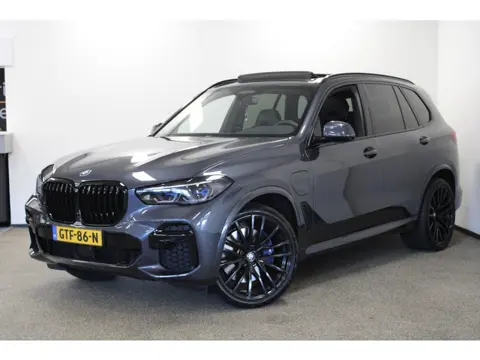BMW X5 xDrive45e M-sport Soft-close|Laser|B&W|4 wiel best.|Pano|HUD