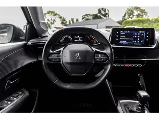 Foto 12 van Peugeot 208 1.2 PureTech Active Pack | Cruise | Carplay | NL Auto