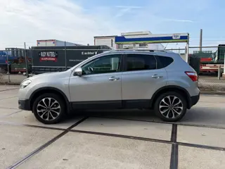 Foto 16 van Nissan Qashqai 2.0 Connect Edition 1e. Eigenaar Pano/Navi/Camera/PDC