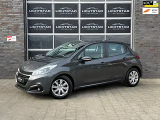 Foto 12 van Peugeot 208 1.2 PureTech Blue Lion NAP CARPLAY AIRCO NAVI PARKEERSENSOR