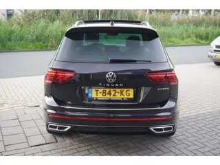 Foto 19 van Volkswagen Tiguan 1.4 TSI eHybrid R-Line Business / ACC / Pano / Camera / Carplay / Intieurverlichti