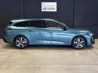 Foto 14 van Peugeot 308 SW 1.2 T Allure | Automaat | Camera | Navi | CarPlay