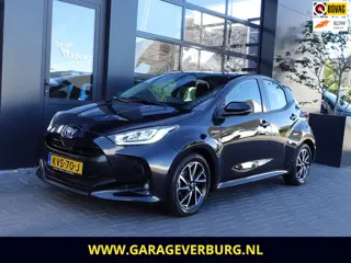Toyota Yaris 1.5 Hybrid (Navi/Carplay,AdaptiveCruise,Camera,Stoelverwarming,LED,Keyless)